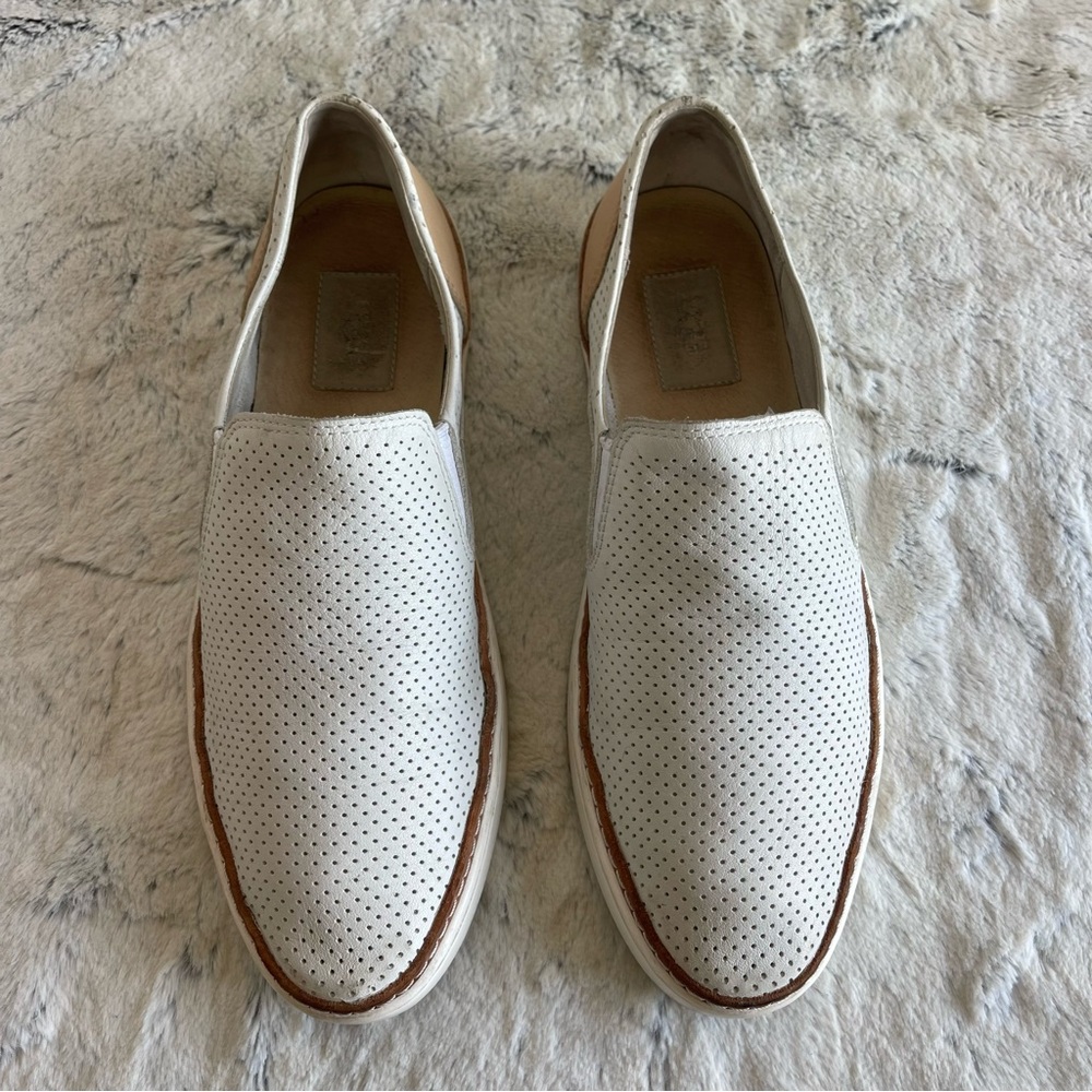 Ugg Adley Perf Stardust Slip-On Women Size 9 - Picture 3 of 12